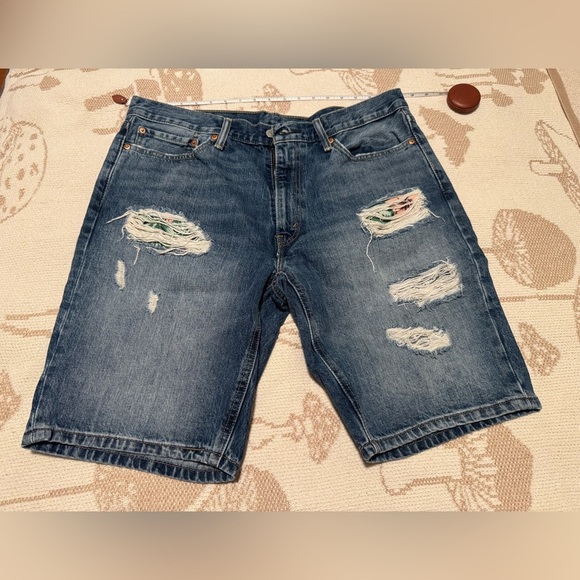 Levi's Distressed Denim Men Shorts - Picture 1 of 9